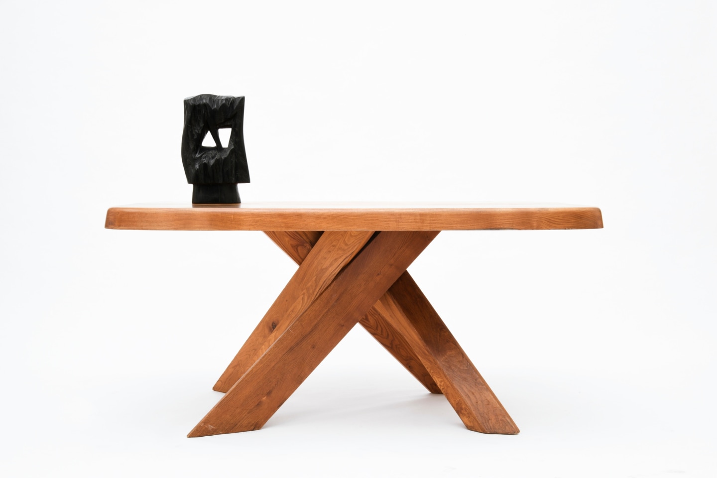 Pierre Chapo's &quot;T35C&quot; dining table installation view with Alexander Noll's sculpture on top