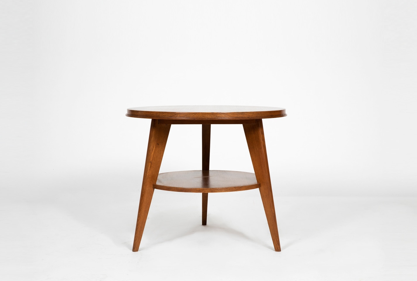 image of pedestal table