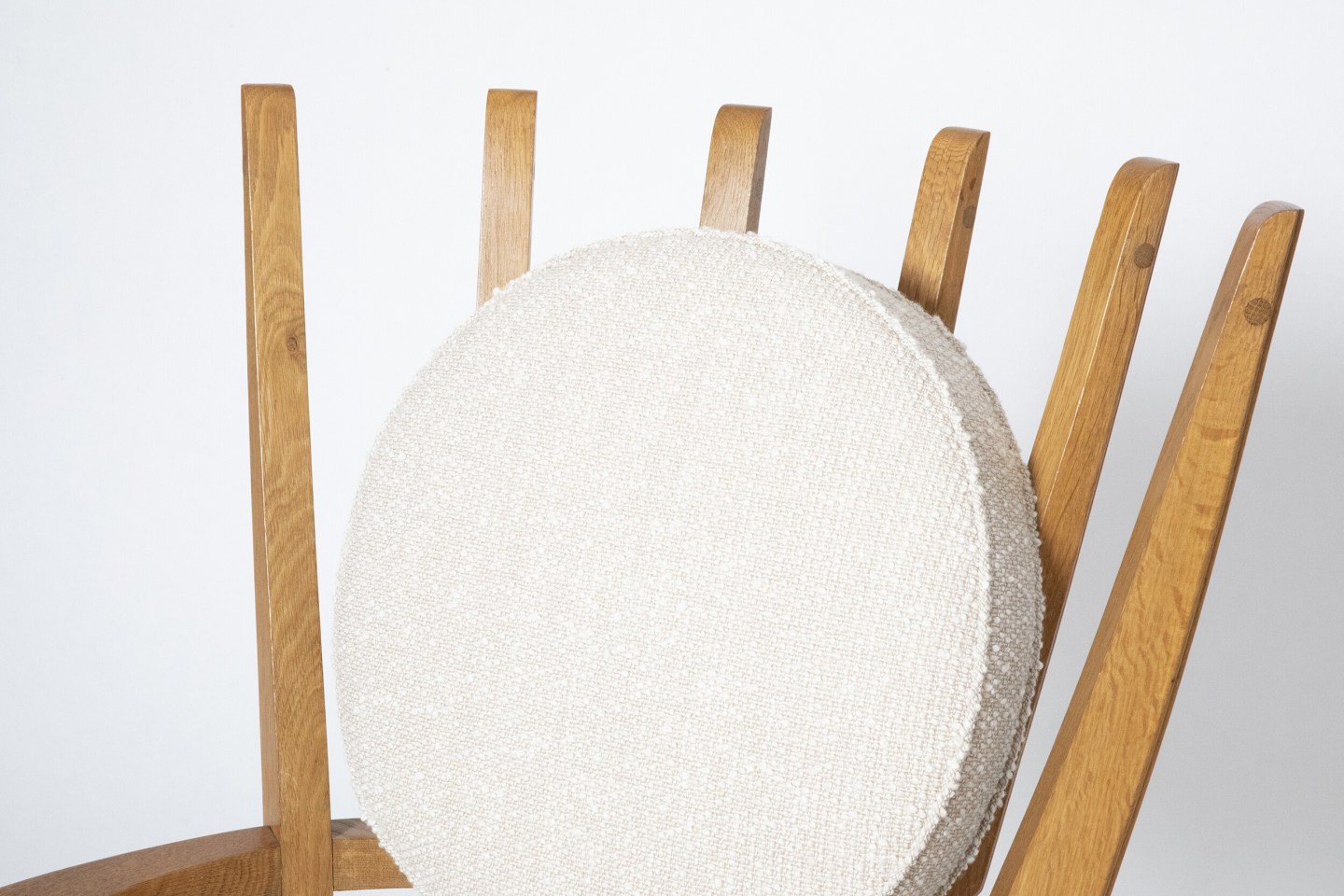 Guillerme et Chambron's Pair of &quot; Tapissier&quot; armchairs, detailed view of back and back cushion