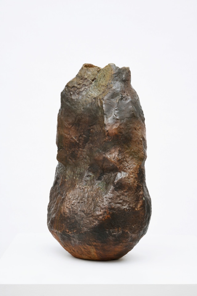 Jean-Pierre Bonardot ceramic vase diagonal view