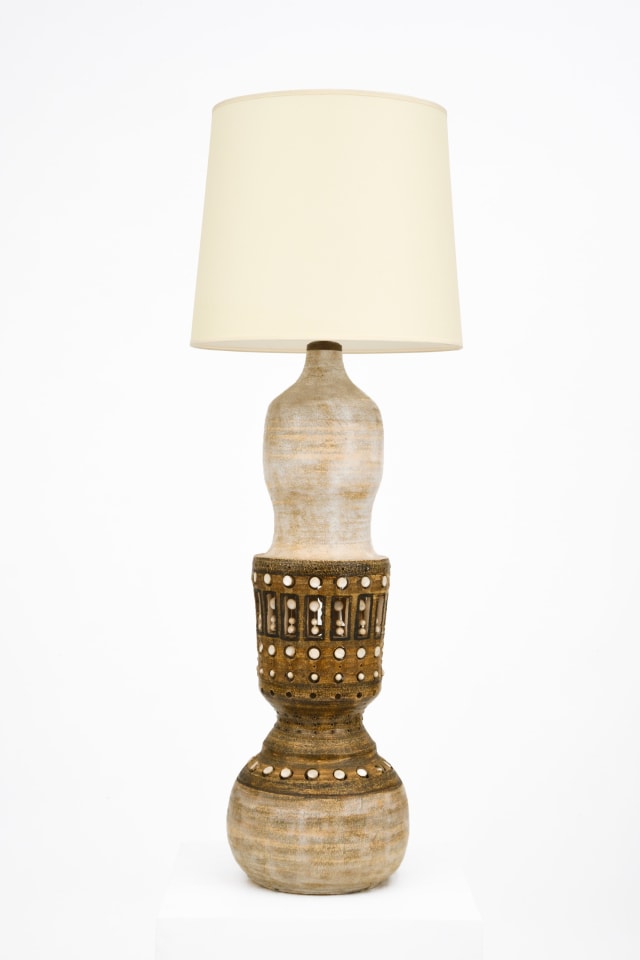 Georges Pelletier's ceramic table lamp, full straight view (vertical image)