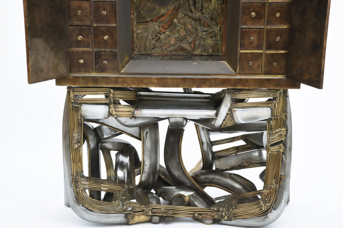 Brutalist cabinet detail of base