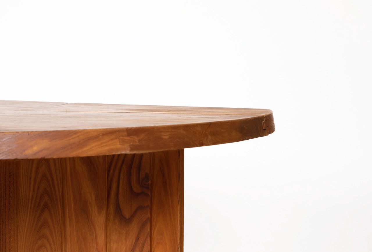Pierre Chapo's &quot;TGV&quot; dining table, detailed view of edge