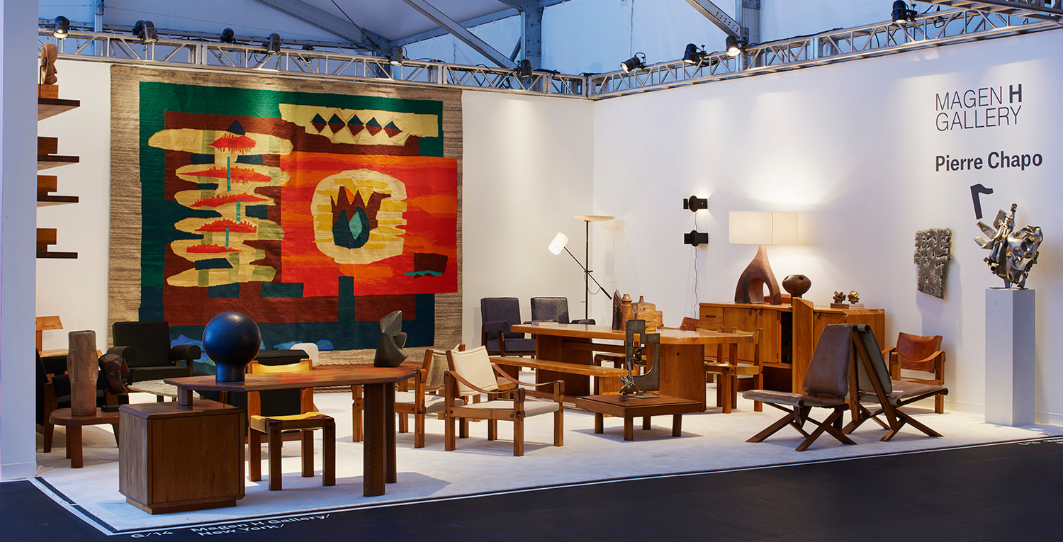 Side installation image of booth