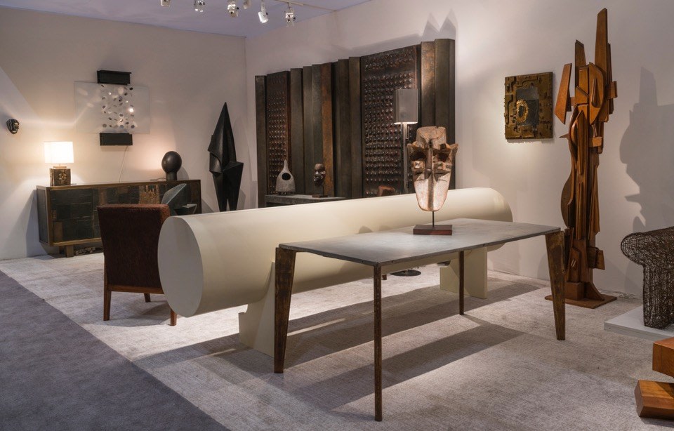 Side installation image of booth