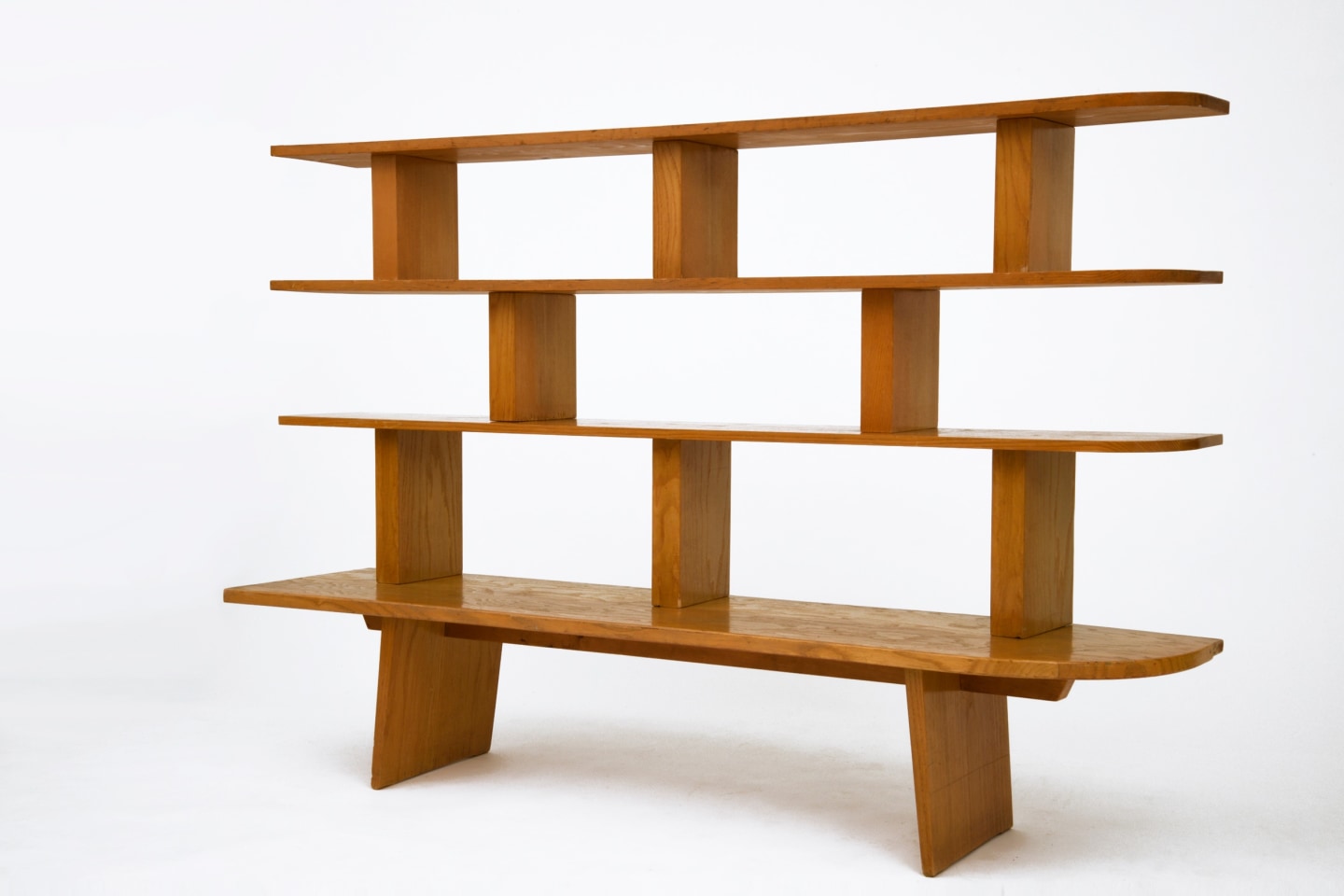 Charlotte Perriand's bookshelf, full straight view