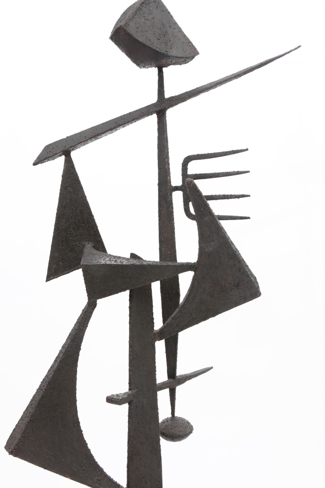Michel Pinel's iron sculpture, detailed view of top
