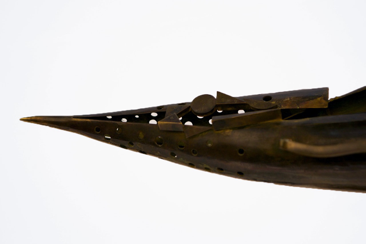 Michel Kiriliuk's sculptural ceiling lamp, detailed view