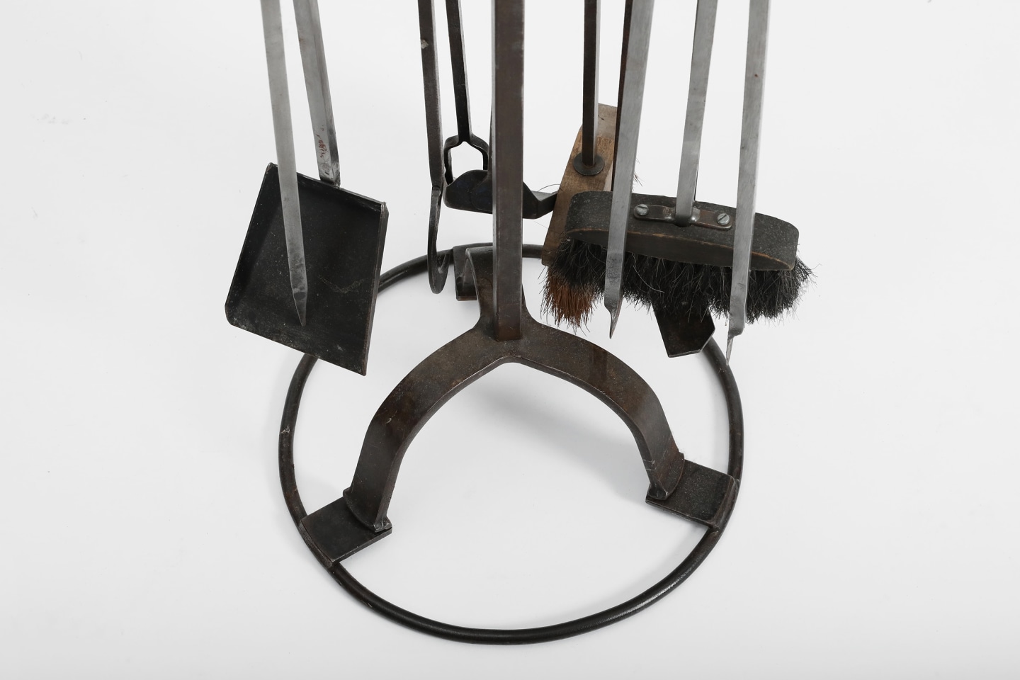 In the style of Marolles