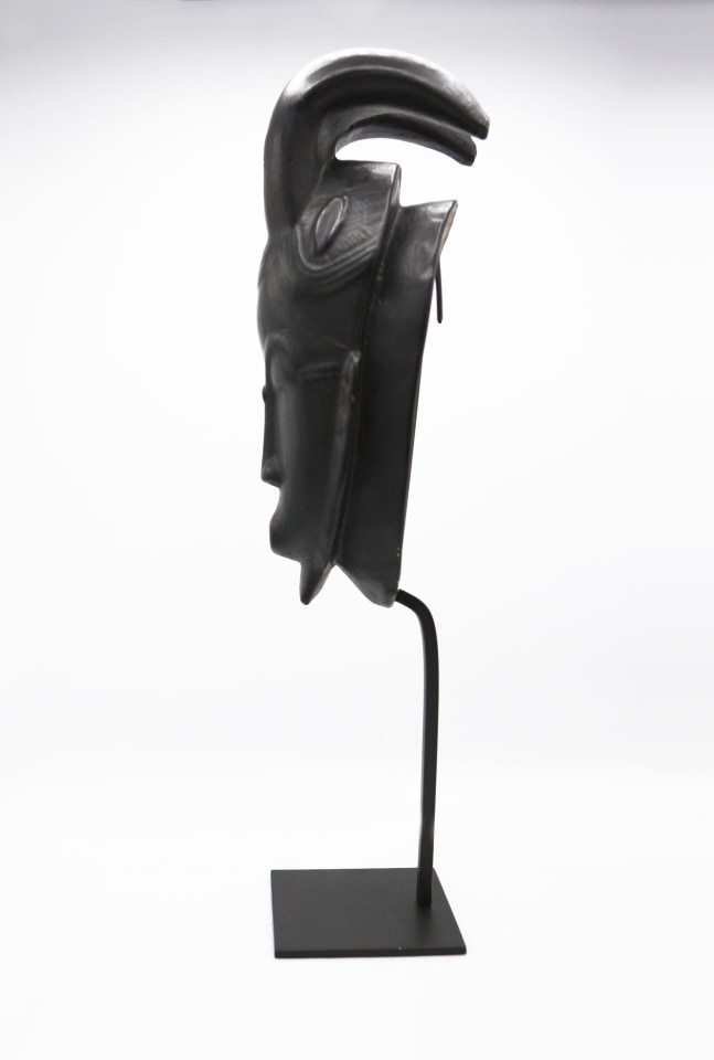 Roger Capron's ceramic mask side view