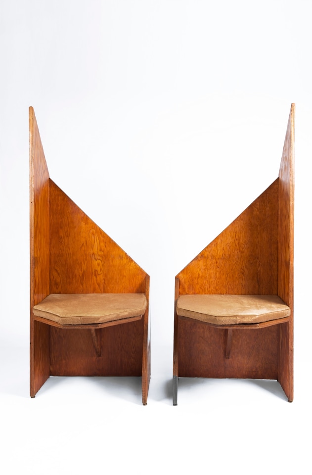 Herv&eacute; Baley's large chairs front views