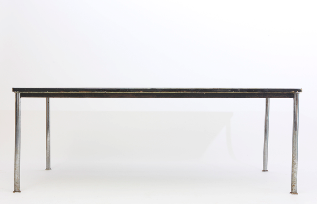Le Corbusier, Pierre Jeanneret and Charlotte Perriand Table , c.1934_alternative front view of table