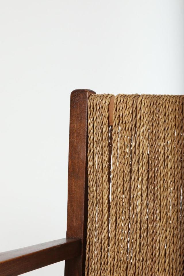 Francis Jourdain (1876 - 1958) Pair of armchairs, 1930 _close up on 1/4 view of chair backing