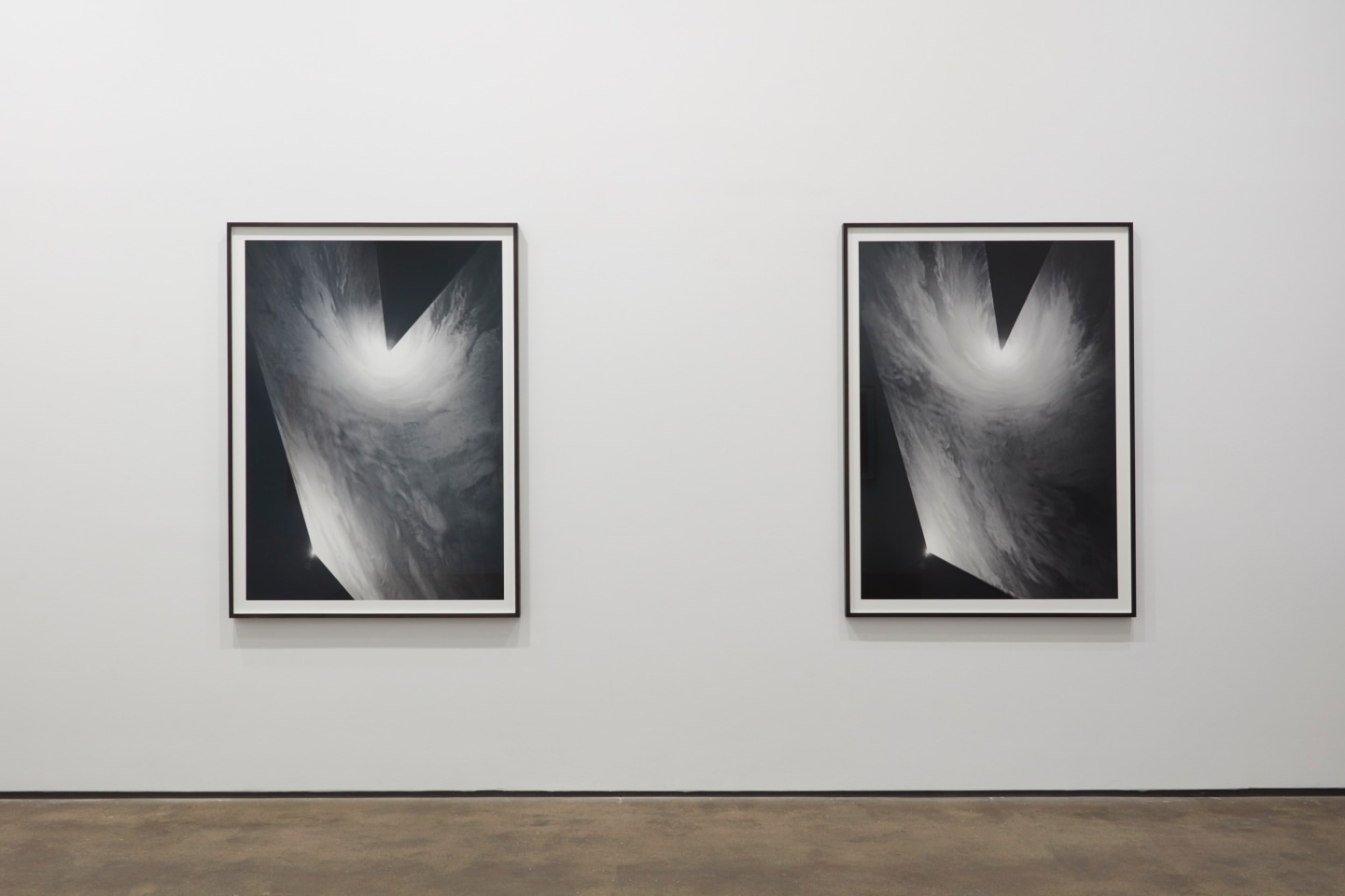 Installation view of&nbsp;Anthony McCall: Split Second&nbsp;at Sean Kelly, New York