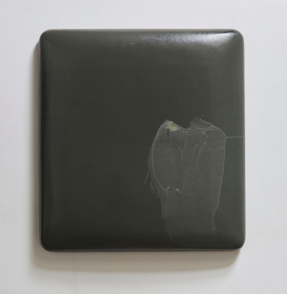 Upon the Clouds&nbsp;入雲夢, 2016, oil, lacquer, linen and wood