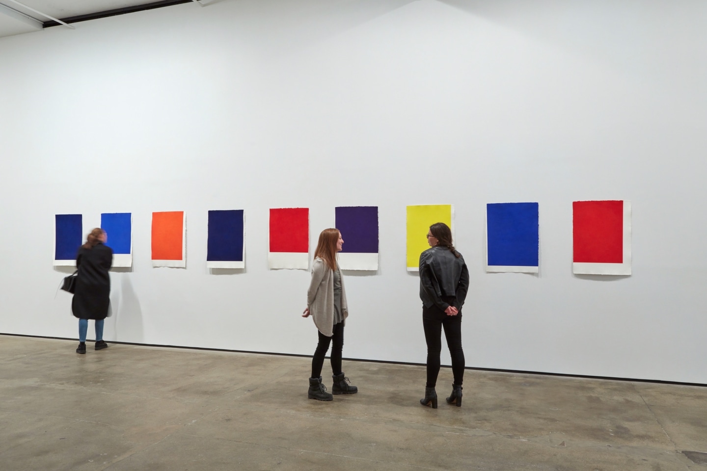 Installation view of Callum Innes,&nbsp;With Curve&nbsp;at Sean Kelly, New York
