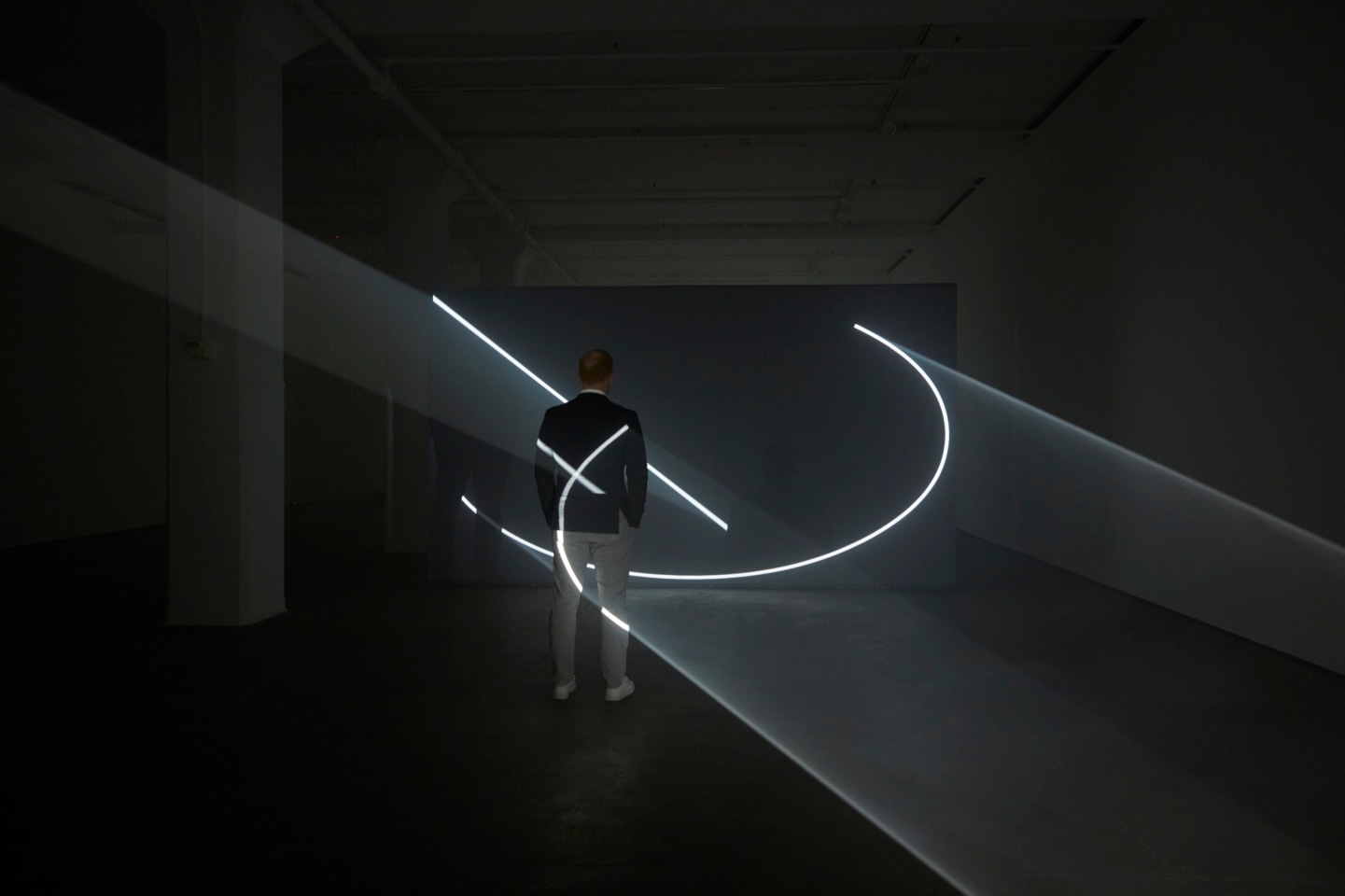 Installation view of&nbsp;Anthony McCall: Split Second&nbsp;at Sean Kelly, New York