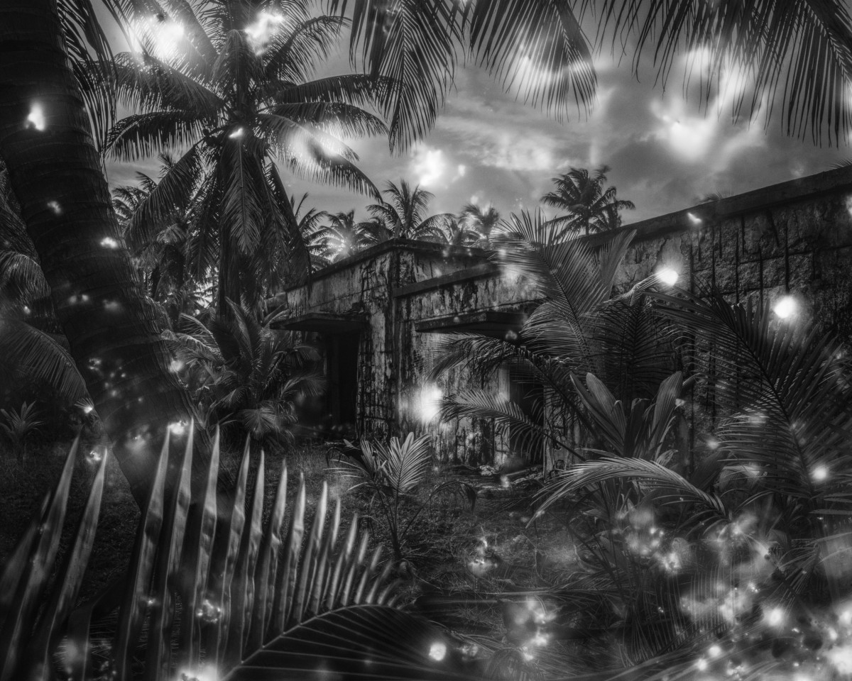 JULIAN CHARRIÈRE, Enyu I - Terminal Beach, 2016