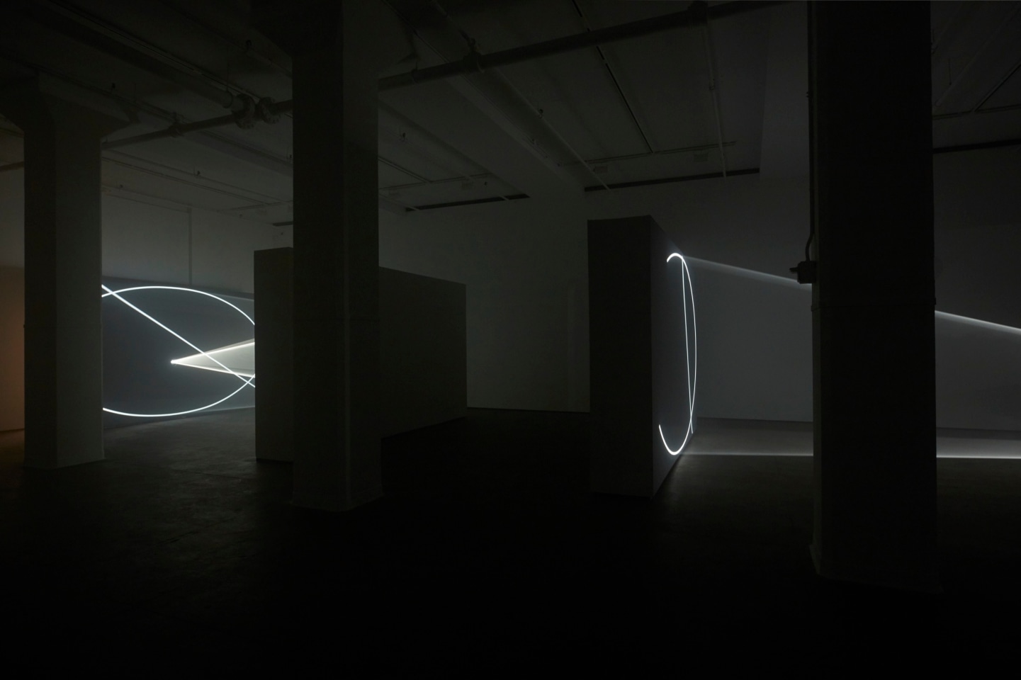 Anthony McCall - Split Second - Exhibitions - Sean Kelly Gallery