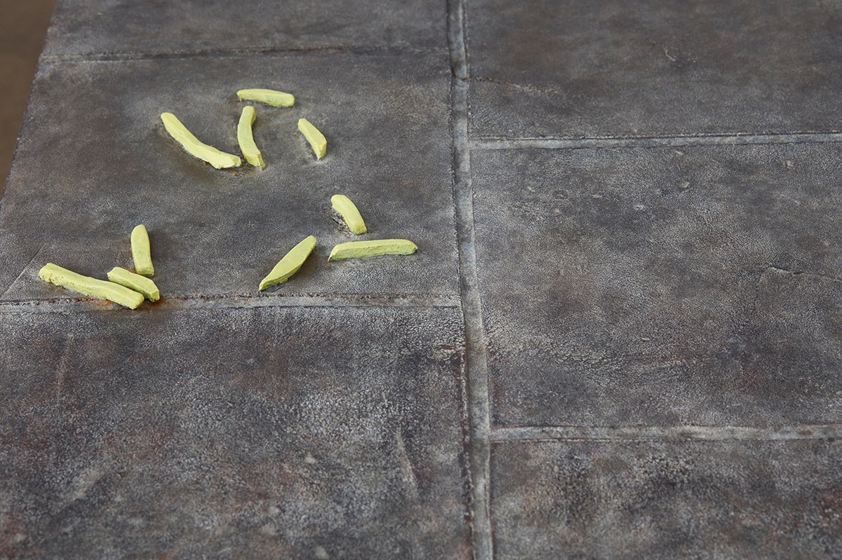 Ten French fries a paving, 2016