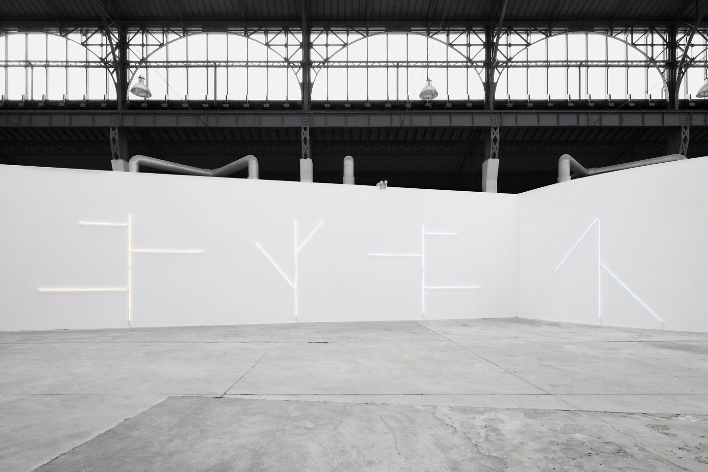 Mai-Thu Perret