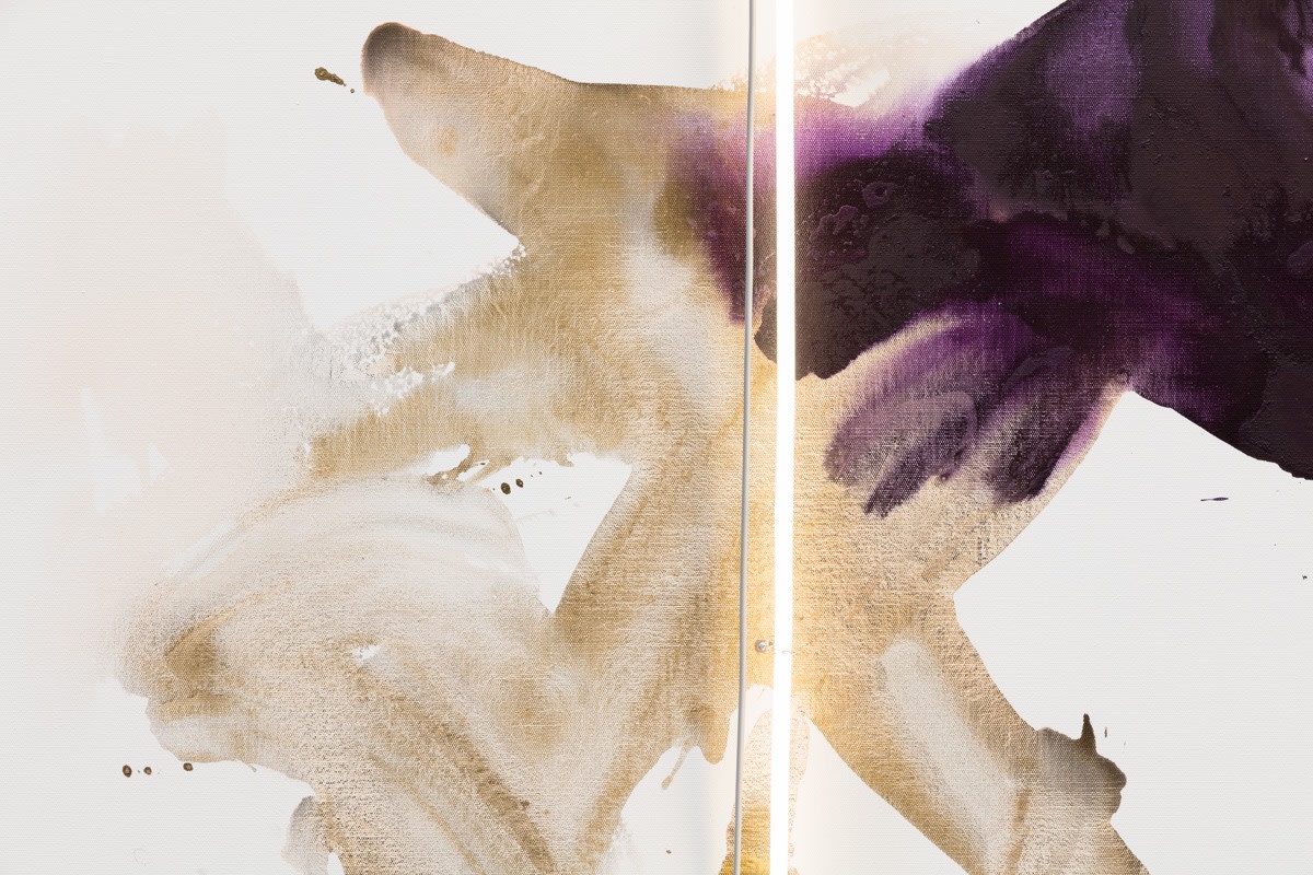 Mary Weatherford purple gecko, 2017