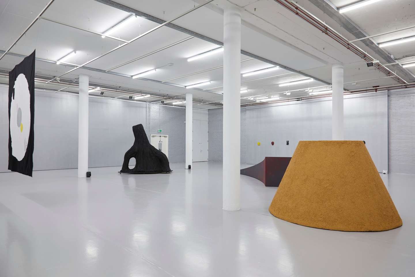 Mai-Thu Perret