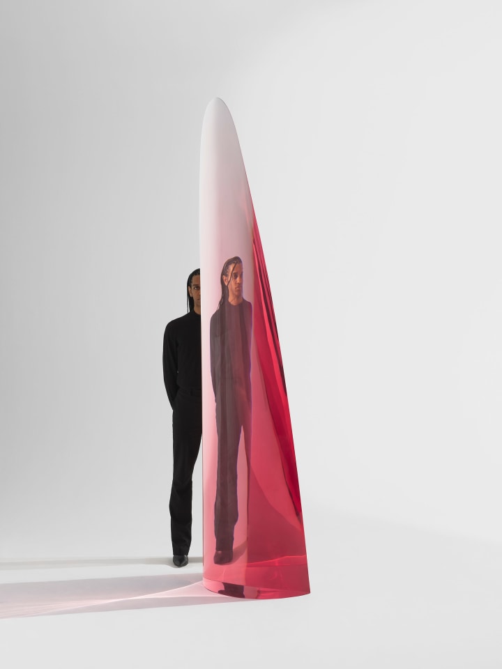 Fred Eversley, Untitled (cylindrical lens), 2022