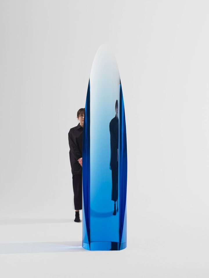 Fred Eversley, Untitled (cylindrical lens), 2023