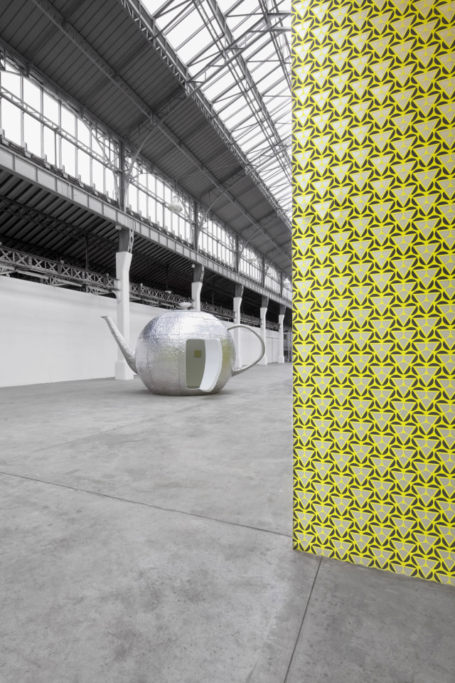Mai-Thu Perret
