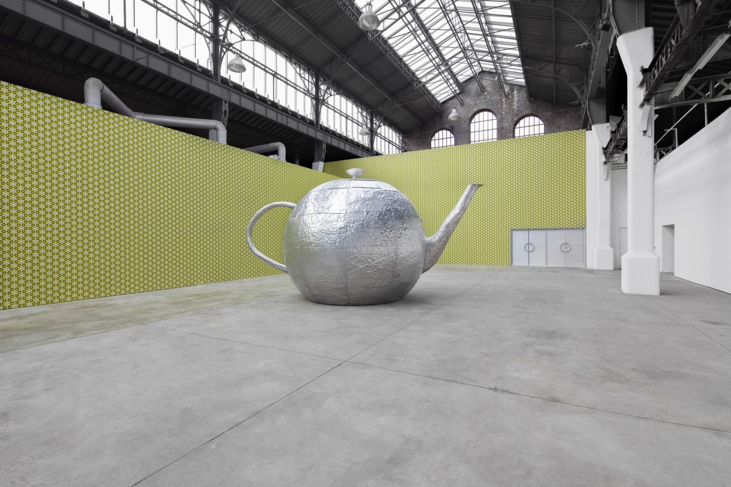 Mai-Thu Perret