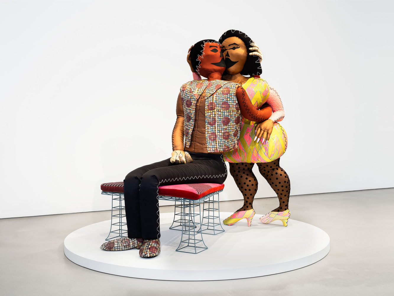 Tschabalala Self

The Soft Kiss

2023

Steel frame, wire, upholstery foam, wadding, and textiles

76 x 59 x 99.25 inches

193 x 150 x 252 cm

(TS 24/001)