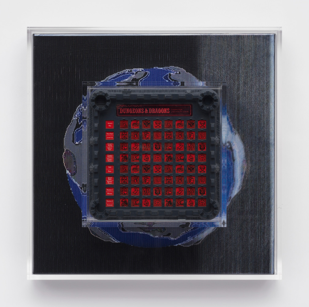 Simon Denny

Dungeon map 1: Dungeons &amp;amp; Dragons Computer Labyrinth board / Dark Forest Valhalla prize planet (Defiant Conspire)

2024

Oil and UV print on canvas, plexiglas, 1980 Dungeons &amp;amp; Dragons Computer Labyrinth board

20.6 x 20.6 x 7.4 inches

52.5 x 52.5 x 18.8 cm

(SD 24/004)