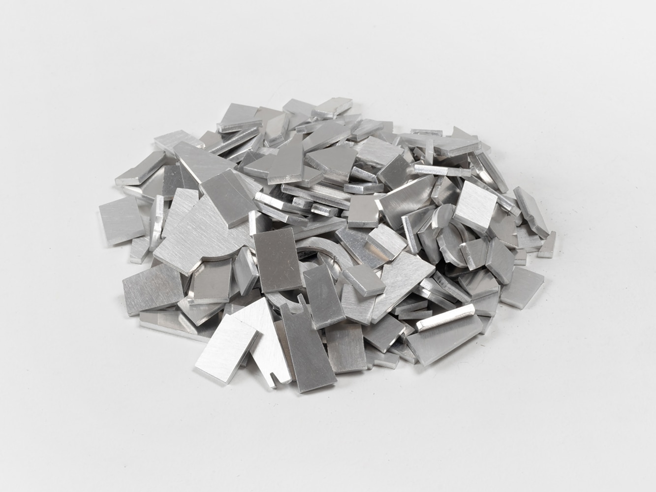 Nikita Gale

ACCUMULATION (RENAISSANCE/ERAS)

2024

CNC cut aluminum

Installation dimensions variable

(NG 24/046)