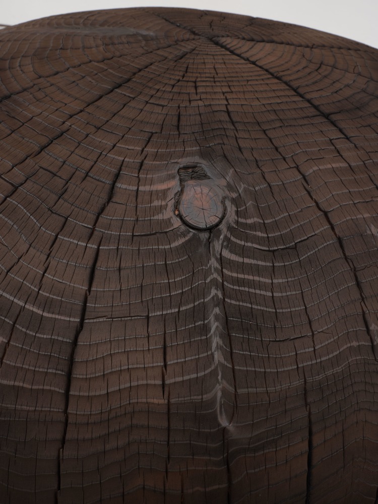 Jesse Schlesinger Untitled (c. o.), 2023 Redwood (salvaged) 32 1/2 x 46 x 46 inches 82.5 x 116.8 x 116.8 cm