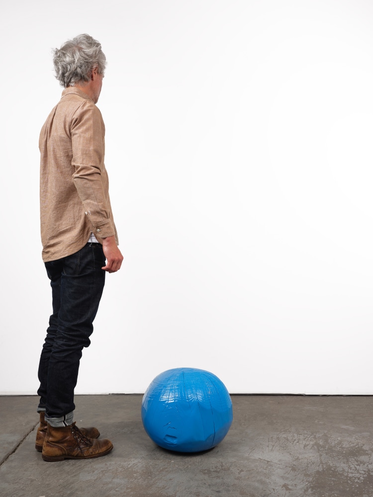 Jesse Schlesinger Untitled, 2024 Bronze and enamel paint 13 x 17 x 17 inches 33 x 40.6 x 40.6 cm