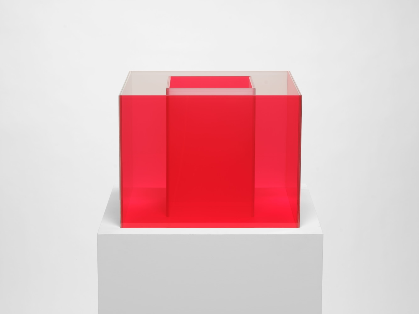 Larry Bell Untitled Maquette (Poppy / True Fog), 2018 Laminated glass, unique Overall dimensions: 12 x 16 x 16 inches 30.5 x 40.6 x 40.6 cm