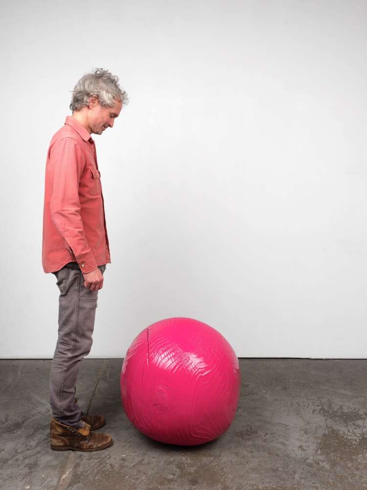 Jesse Schlesinger Untitled (c.o.), 2024 Redwood (salvaged) 24 x 24 x 24 inches 61 x 61 x 61 cm