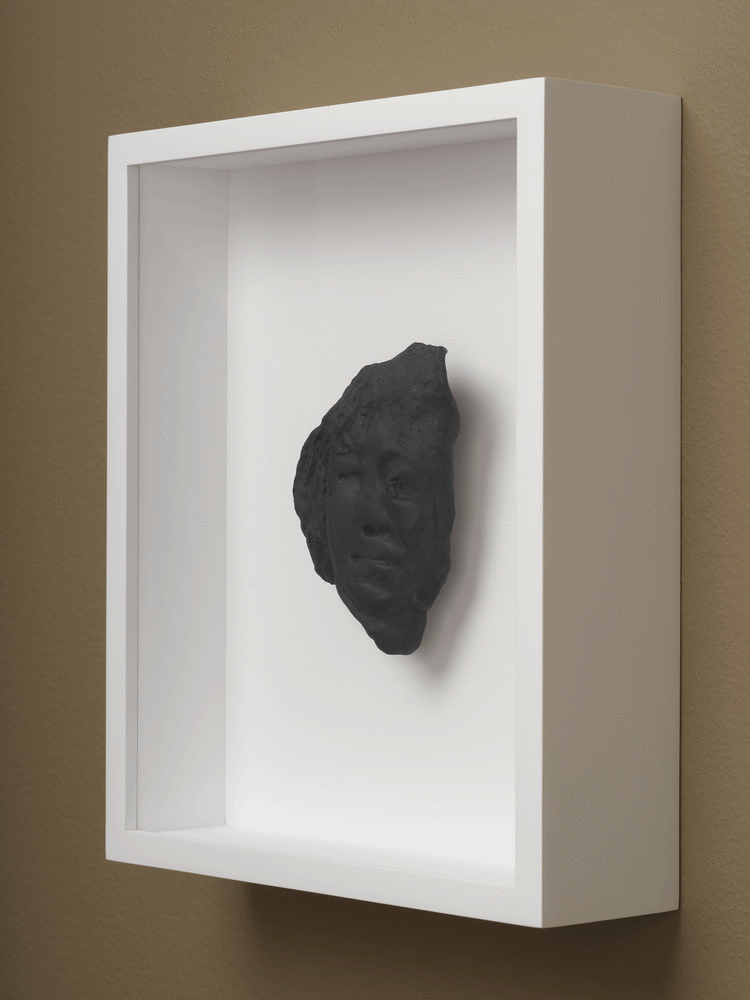 Erica Deeman

Untitled 12 (Self Portrait), 2020

Cassius Obsidian clay, unique in a series

Framed Dimensions:

10 1/2 x 8 3/4 x 2 3/4 inches

26.7 x 22.2 x 7 cm

Edition&amp;nbsp;of 3

$6,500.