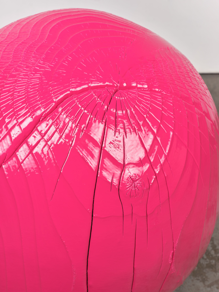 Jesse Schlesinger Untitled (c.o.), 2024 Redwood (salvaged) 24 x 24 x 24 inches 61 x 61 x 61 cm