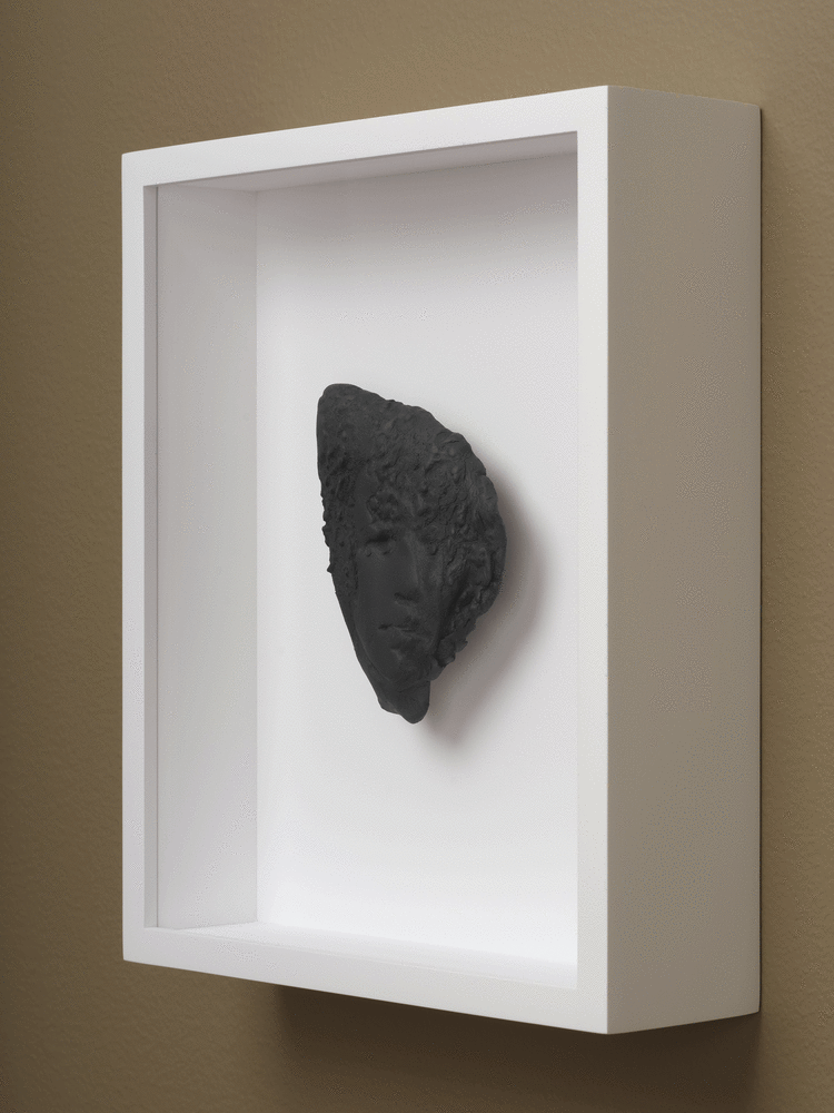 Erica Deeman

Untitled 09 (Self Portrait), 2020

Cassius Obsidian clay, unique in a series

Framed Dimensions:

10 1/2 x 8 3/4 x 2 3/4 inches

26.7 x 22.2 x 7 cm

Edition of 3

$6,500.