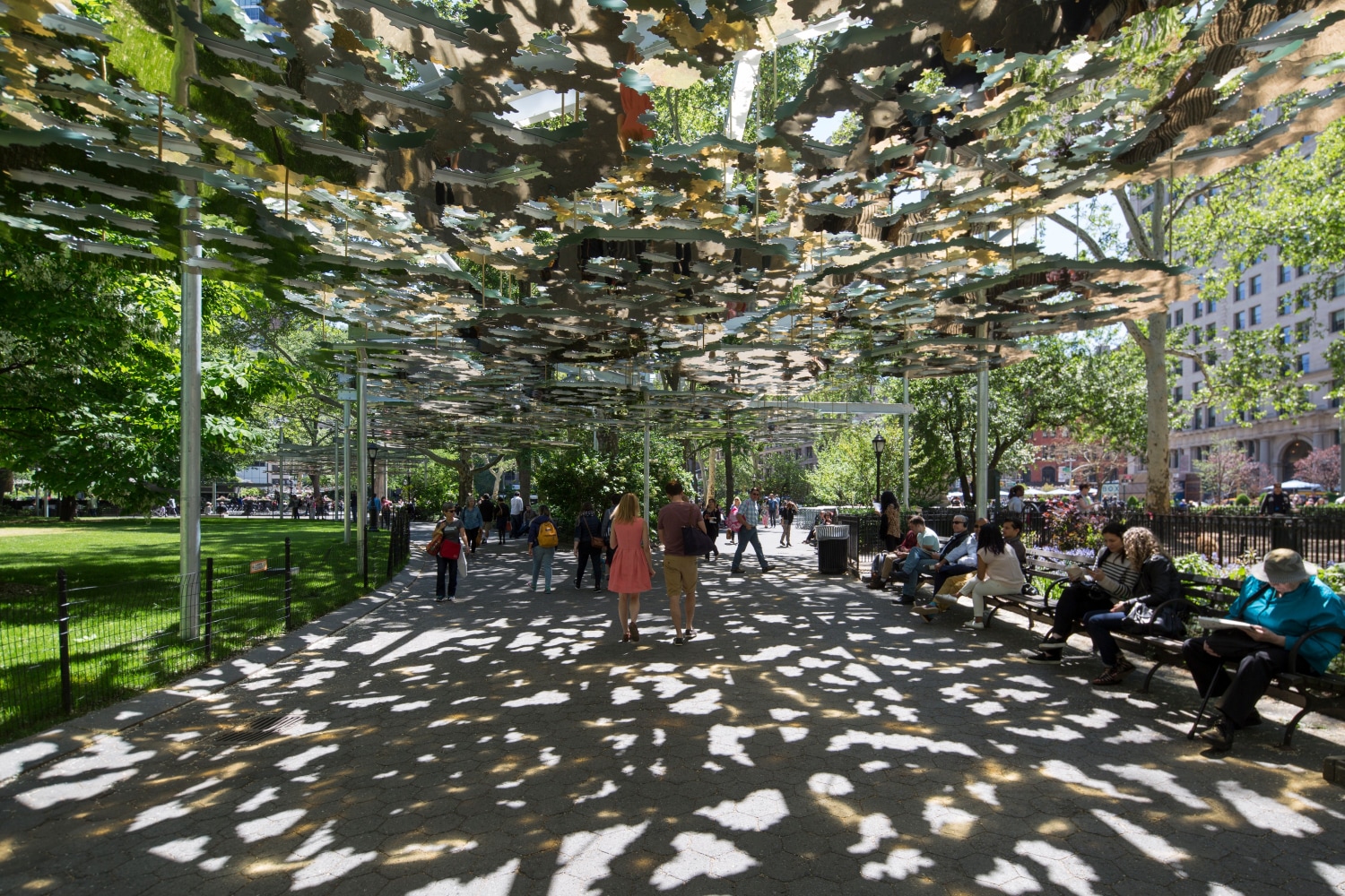 Teresita Fernández Fata Morgana, 2015 Installation view at Madison Square Park​, New York