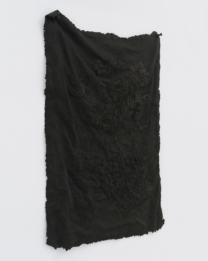 Jessie Henson Monument (lift), 2024 Inscribed on the verso with the artist's signature, name and date Unique Bronze with patina 16 3/4 x 12 x 3/4 inches 42.5 x 30.5 x 1.9 cm