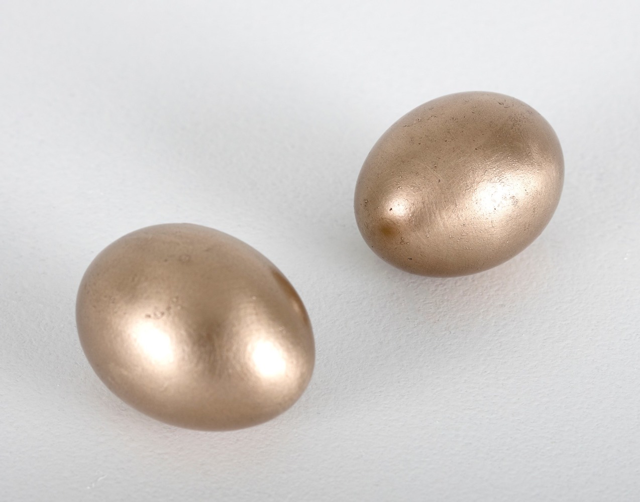 Kate Shepherd Huevos, set G, 1999 - 2016 Bronze Set of two 2 x 1 1/2 x 1 1/2 inches each 5.1 x 3.8 x 3.8 cm each