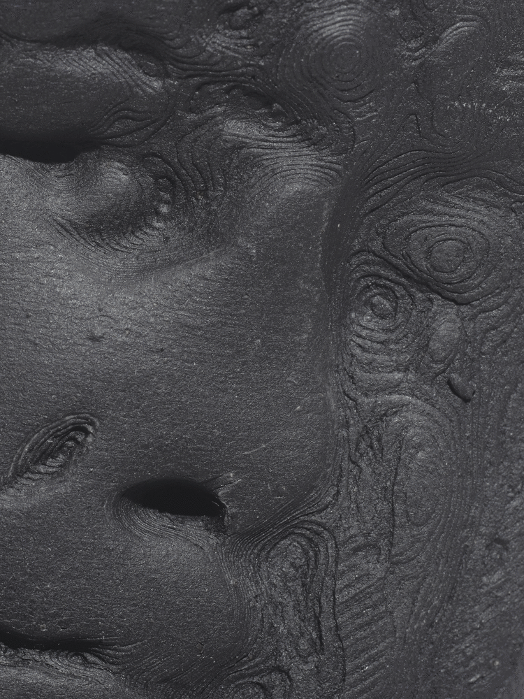 Erica Deeman

Untitled 08 (Self Portrait), 2020

Detail view

$6,500.