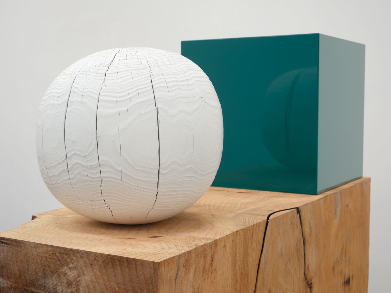 Jesse Schlesinger Untitled (new ways of thinking about all of it), 2023 Deodar Cedar, acrylic paint on Redwood (salvaged), enamel paint and fiberboard 53 1/2 x 41 1/2 x 16 inches 135.9 x 105.4 x 40.6 cm