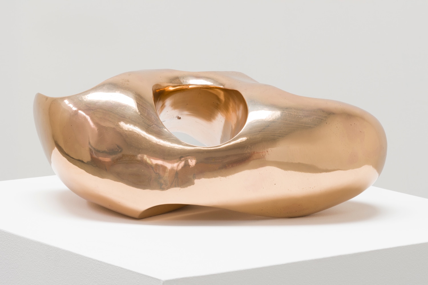Sarah Crowner
Stone 2 (Large), 2024
Bronze
18 x 11 3/8 x 11 3/8 inches
(45.7 x 28.8 x 28.8 cm)
Edition of 3&amp;nbsp;
​​​​​​​Photo: Charles Benton