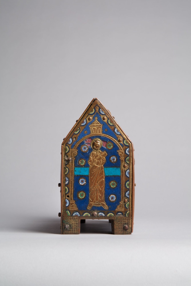 A reliquary chasse showing Christ in Majesty, c. 1200
France, Limoges
Copper alloy with gilding and champlev&amp;eacute; enamel over a replaced but early oak core, with ironwork hinges
6 1/4 x 8 x 3 1/2 inches
(16 x 20.2 x 9 cm)