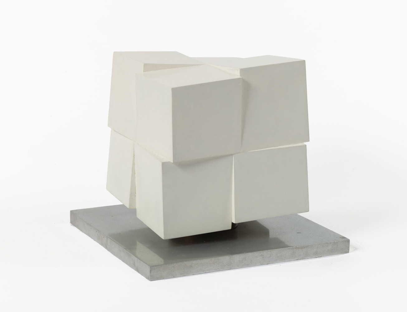 Jeremy Moon
Split Cube, 1962
Oil on wood with aluminum base
8 5/8 x 8 5/8 x 8 5/8 inches
(22 x 22 x 22 cm)