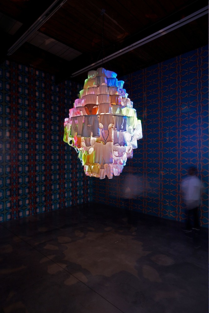 Pipilotti Rist
Massachusetts Chandelier, 2010
2 projections on chandelier of previously worn and cleaned underpants, 2 flashcard players, 1 translucent light bulb
98 1/2 x 66 inches
(250.19 x 167.64 cm)
Installation view, Luhring Augustine, 2010